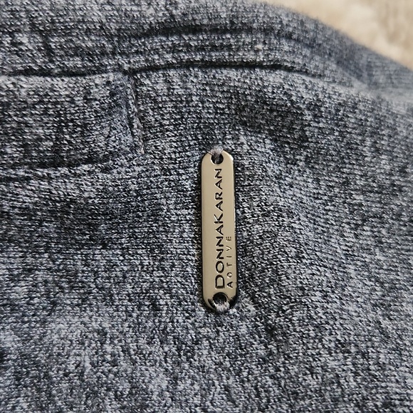 Donna Karan Active Wide Leg Cropped Size Medium Women's Culottes - Picture 13 of 13